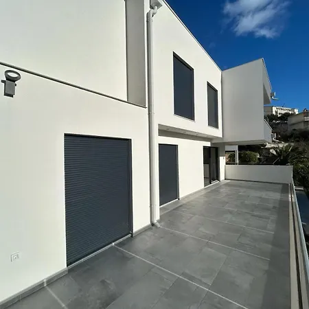 Zdenko Apartment Omis
